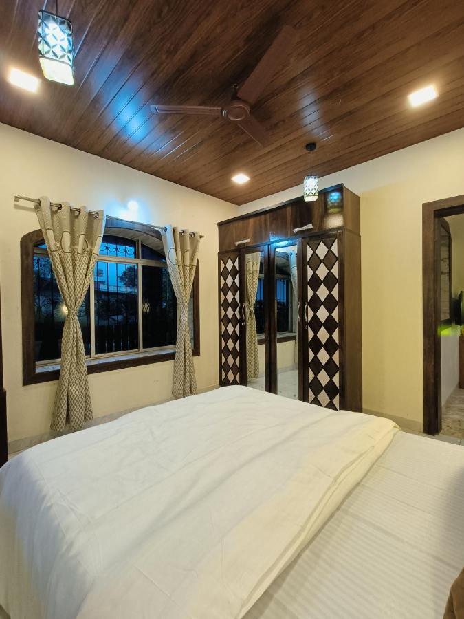 The Pawna Lake Big Pool Backwater Villa Lonavala Exterior photo